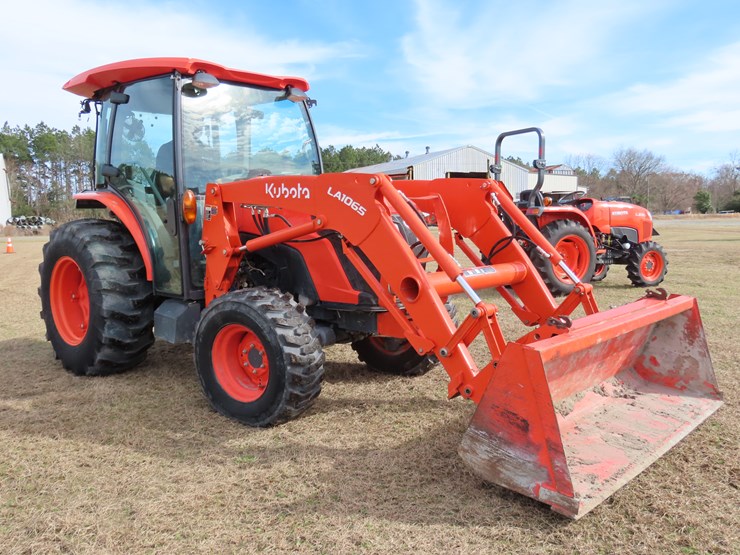 2022-kubota-mx5400-image-2