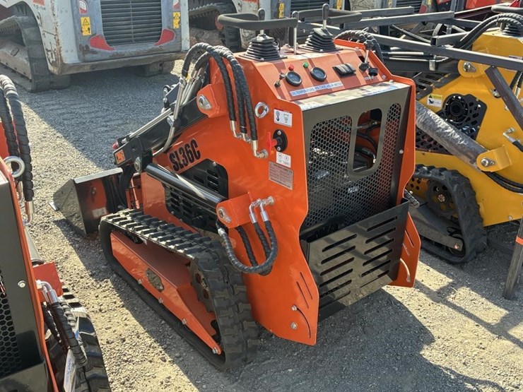 2025-sdlool-sl36c-skid-steer-loader-image-4