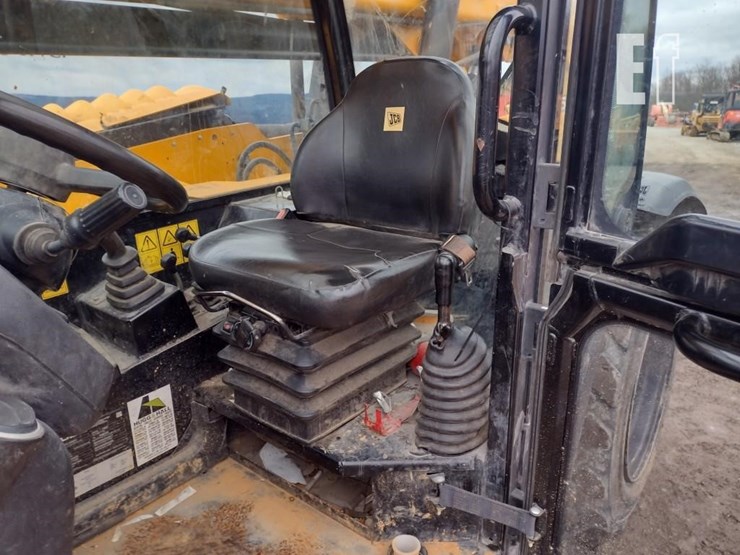 2020-jcb-507-42-image-13