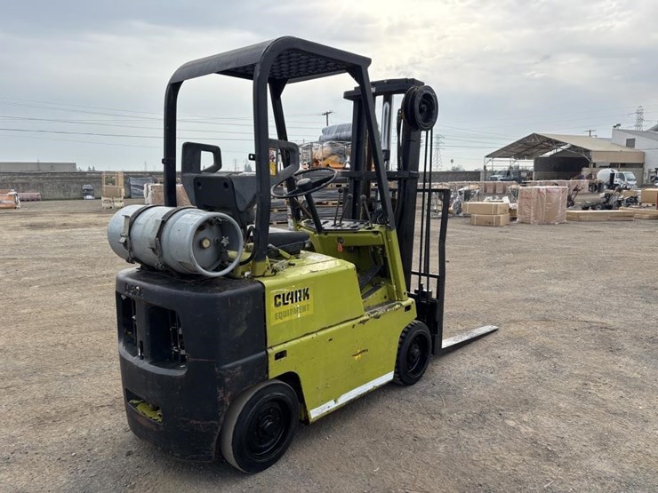 clark-c500-40-forklift-image-3