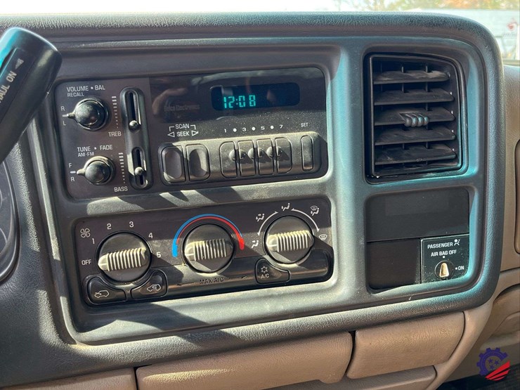 2002-chevrolet-silverado-3500-image-62