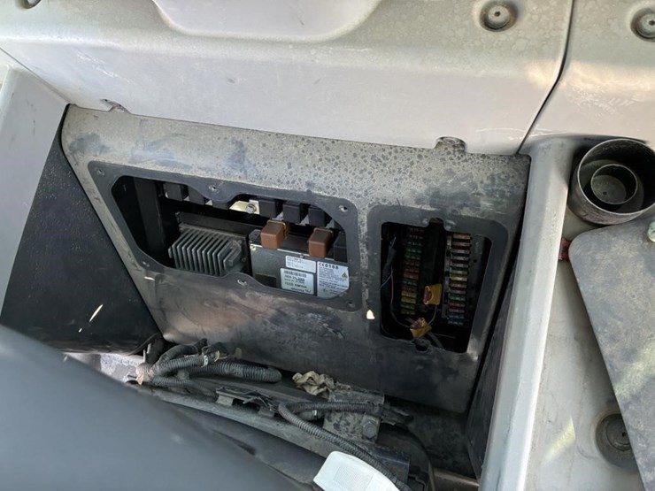 komatsu-wa380-image-28