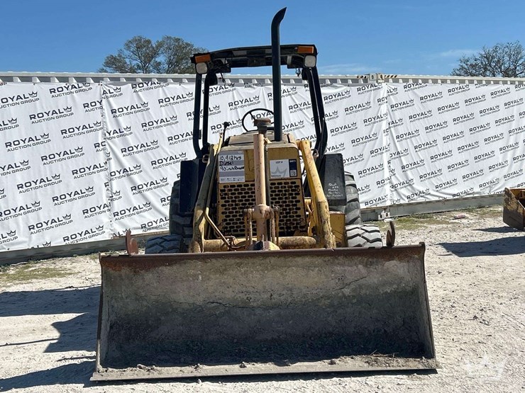 1992-deere-210c-image-24