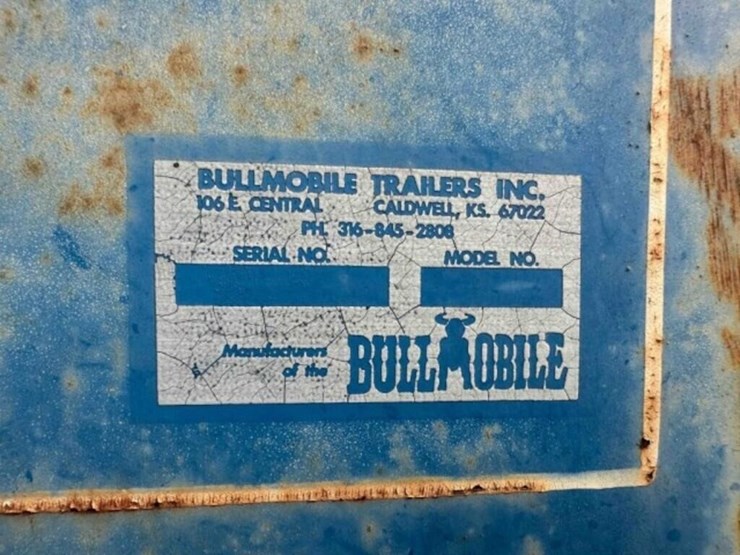 bullmobile-20'x6'-livestock-trailer-image-14
