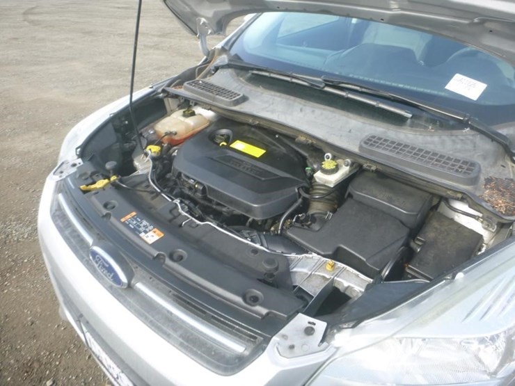 2016-ford-escape-image-12