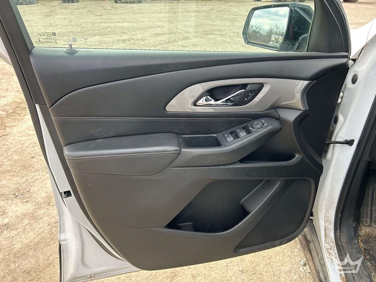 2018-chevrolet-traverse-image-12