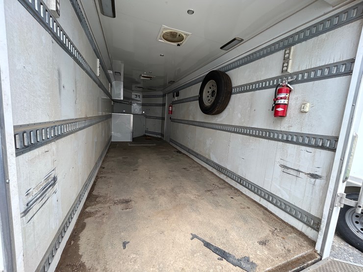 #362-•-2021-aluminum-trailer-co.-quest-enclosed-trailer-(#31)-image-10