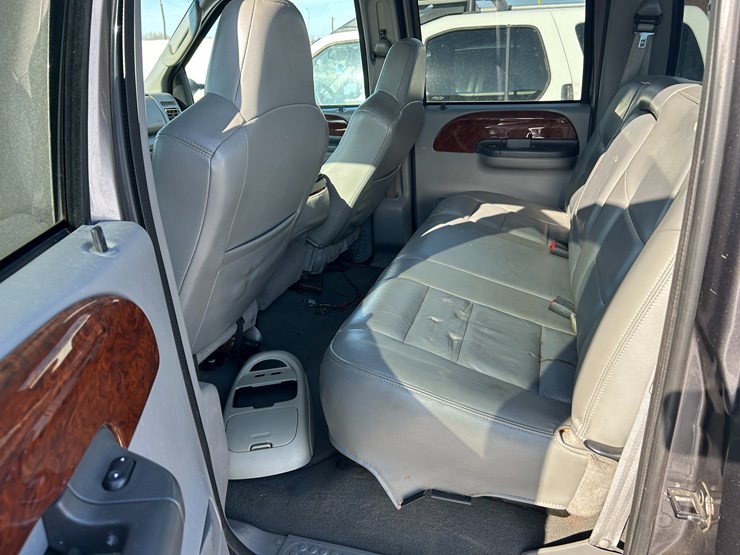 2003-ford-f350-image-15