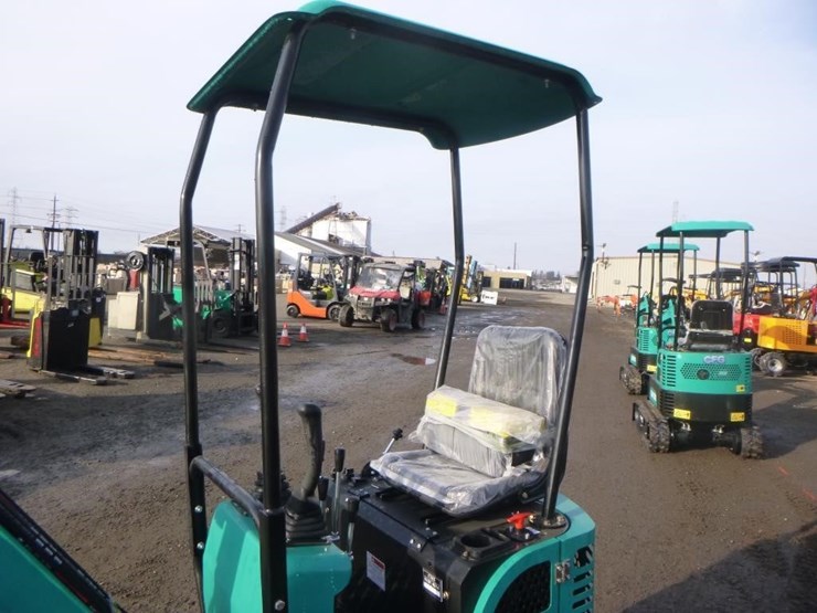 agt-qh12r-hydraulic-excavator-image-18