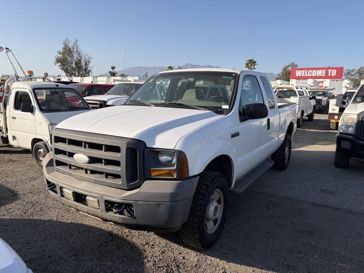 2005-ford-f250-image-1