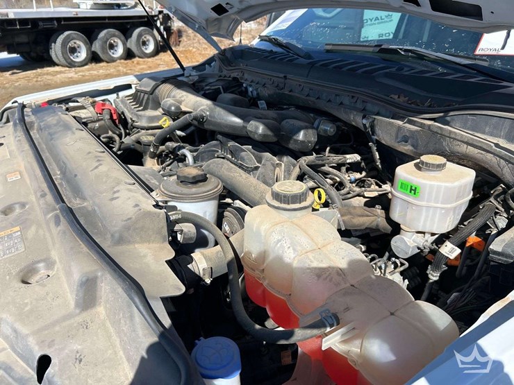 2018-ford-f450-image-7