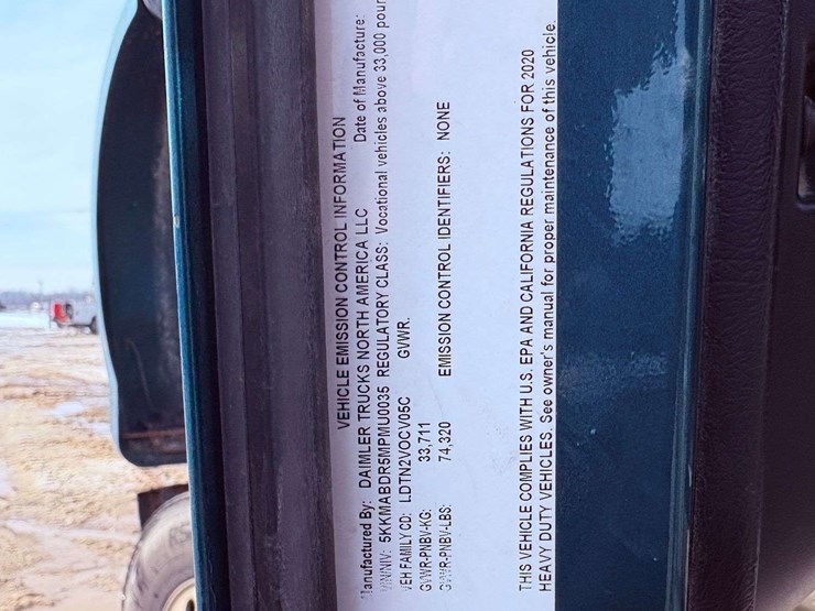 2021-western-star-4900ex-image-70