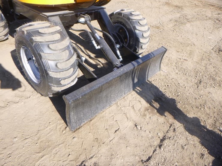 2026-vicsec-l13-wheel-excavator-image-16