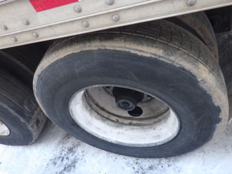 2017-hyundai-translead-image-7