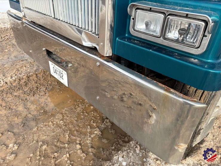 2021-western-star-4900ex-image-13