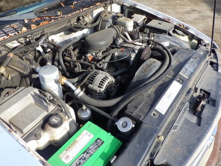 2003-chevrolet-s10-image-9