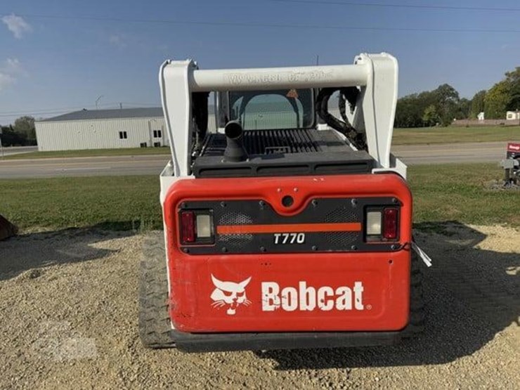 2022-bobcat-t770-image-7