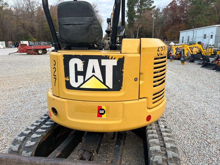 caterpillar-303-image-10