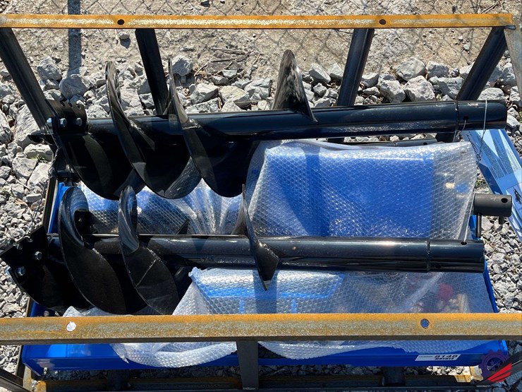 2026-agt-ssecag-y-with-3-bits-skid-steer-auger-attachment-image-3
