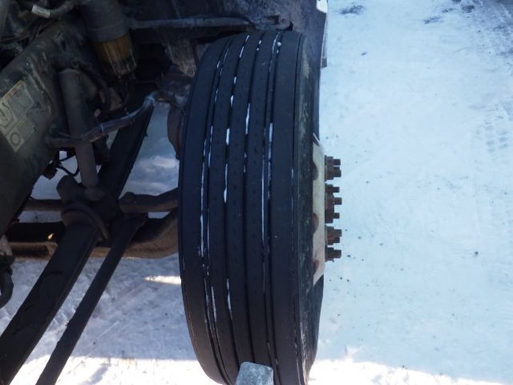 2014-peterbilt-386-image-23