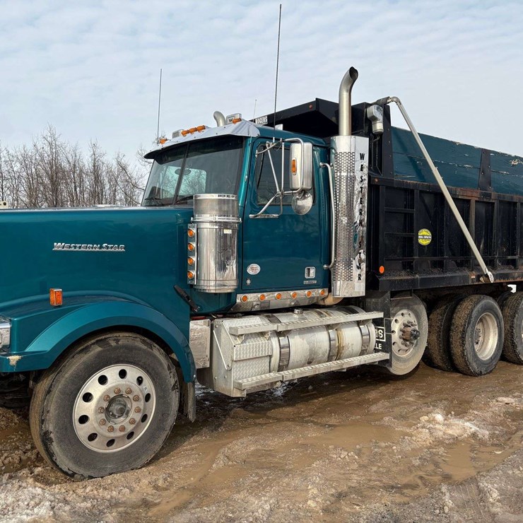 2021 WESTERN STAR 4900EX