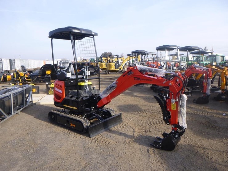 2025-tpm-18bs-hydraulic-excavator-image-2