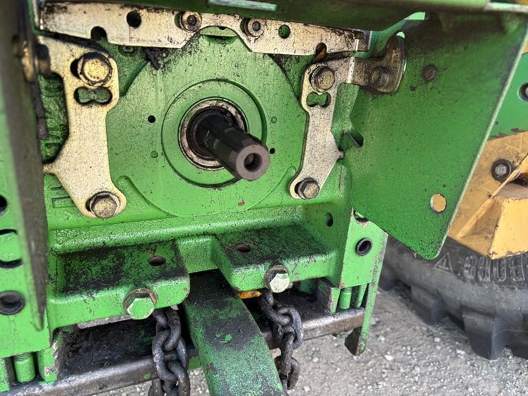 2005-john-deere-7220-image-13