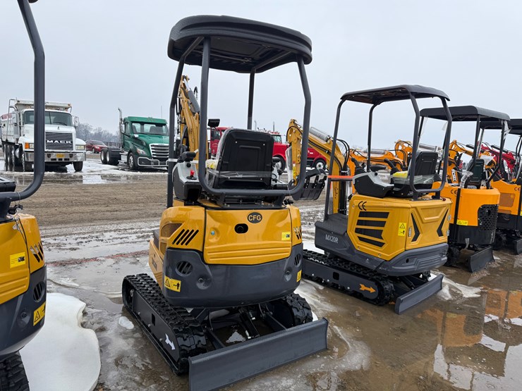 #102-•-unused-cfg-industry-qk20r-mini-excavator-qk20r202511060320-inv#-36801-image-3