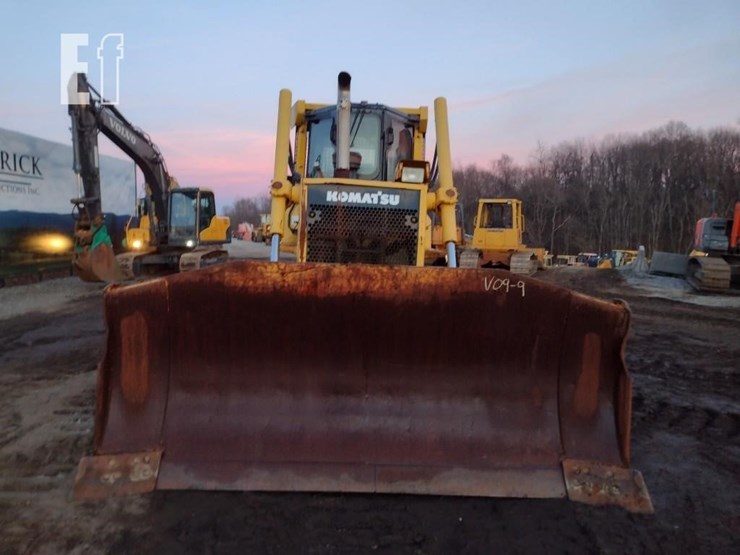 2004-komatsu-d65ex-15-image-2