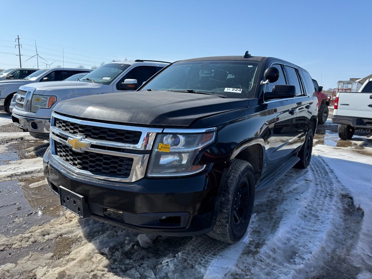 2015-chevrolet-tahoe-image-1