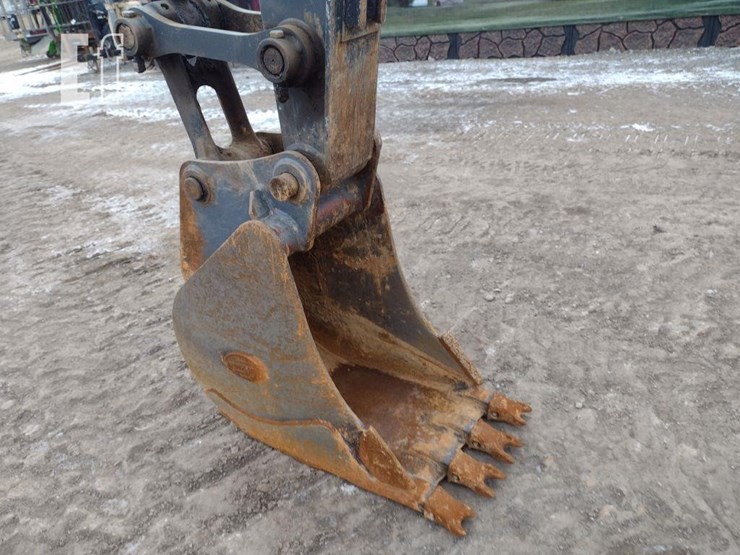 2021-deere-85g-image-15