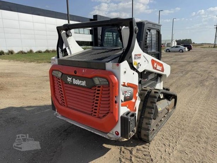2021-bobcat-t66-image-8