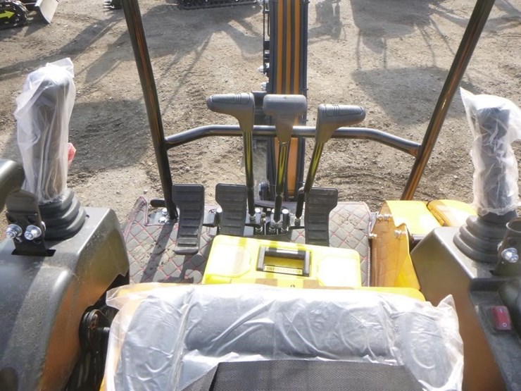 vicsec-vc16p-hydraulic-excavator-image-21