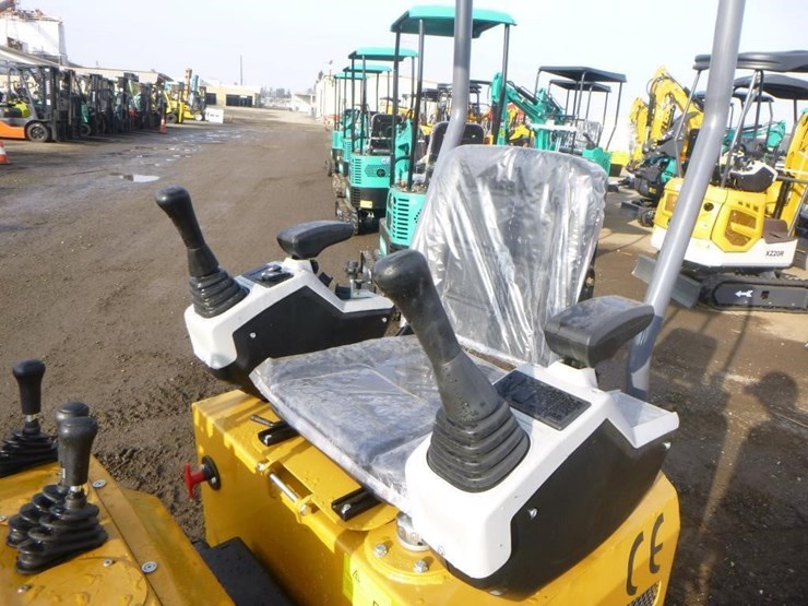 agt-mx12rx-hydraulic-excavator-image-19