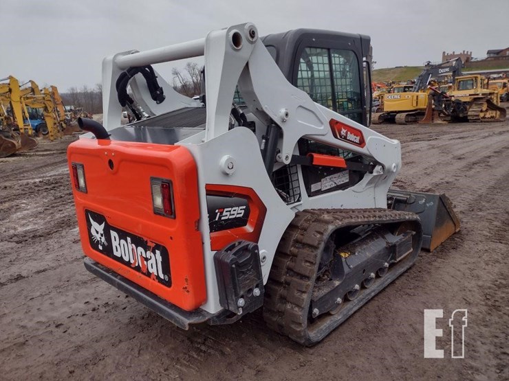 2022-bobcat-t595-image-40