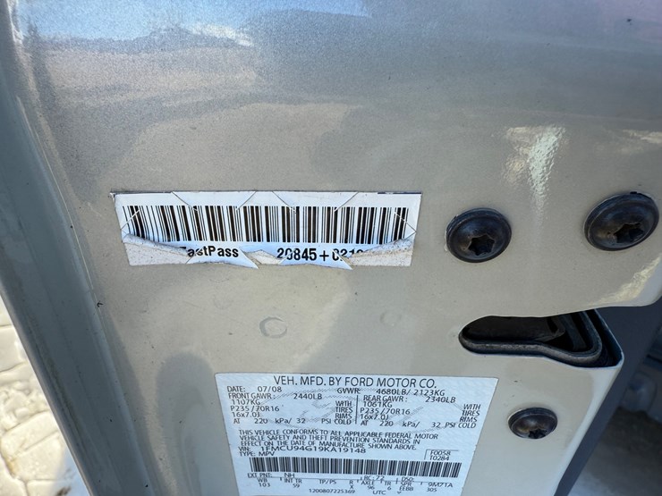 2009-ford-escape-image-19