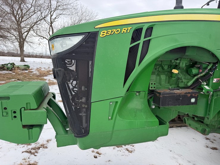 2015-john-deere-8370rt-image-31