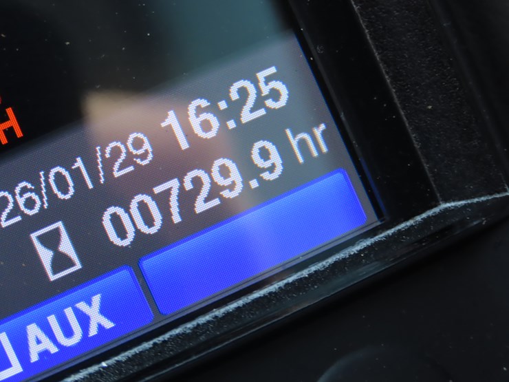 2020-takeuchi-tb235-2-image-19