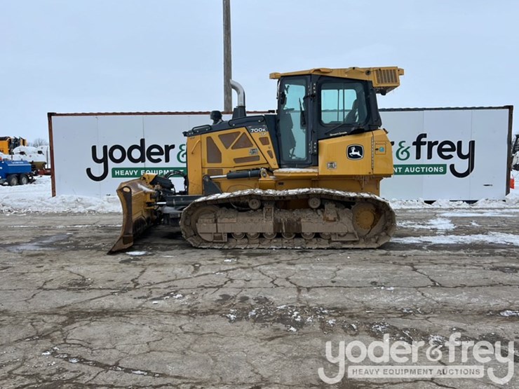 2016-deere-700k-lgp-image-3