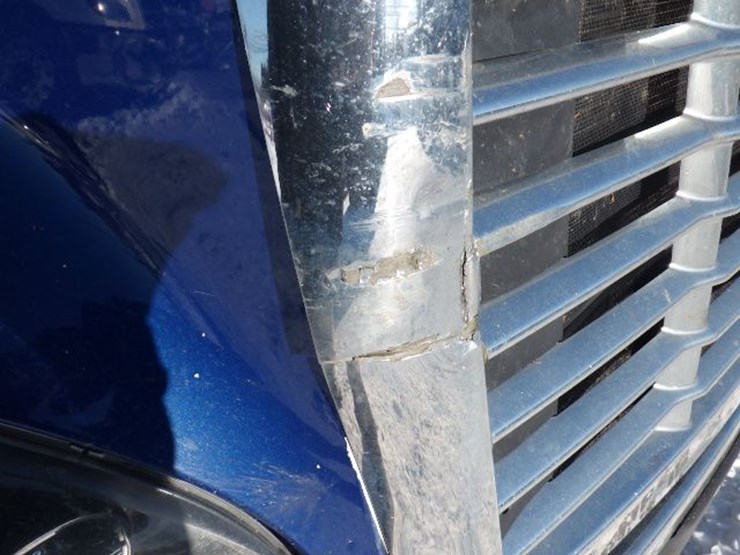 2019-freightliner-cascadia-125-image-4