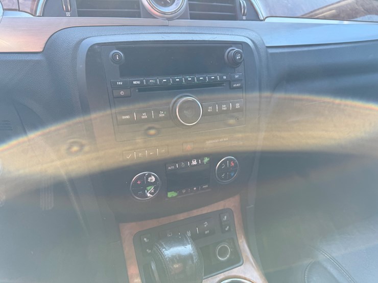 2012-buick-enclave-image-31