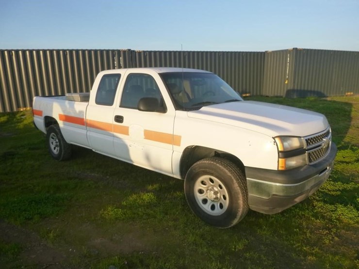 2007-chevrolet-1500-image-2