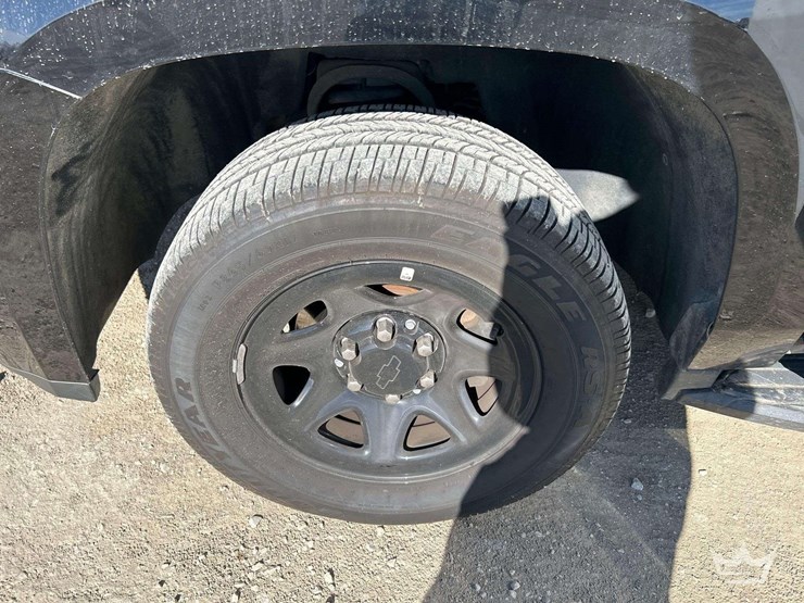 2019-chevrolet-tahoe-image-22