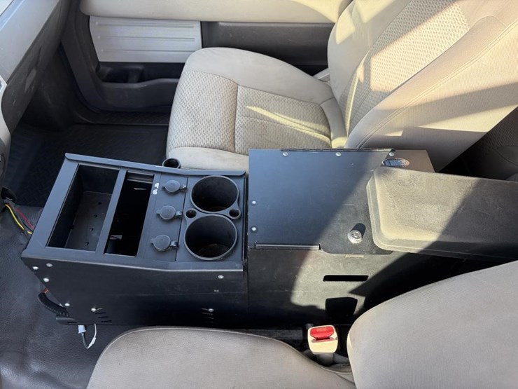 2010-ford-f150-image-13