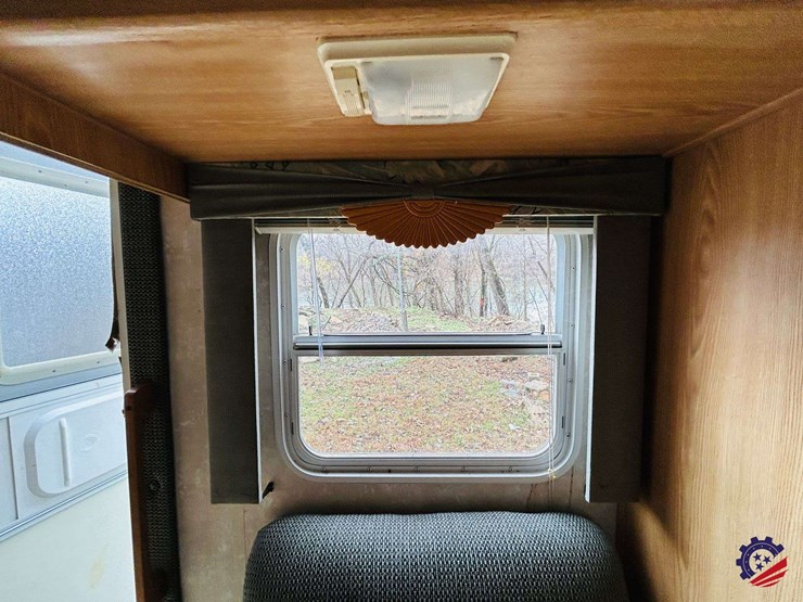 2003-forest-river-wildcat-28rk-t/a-camper-gooseneck-trailer-image-84