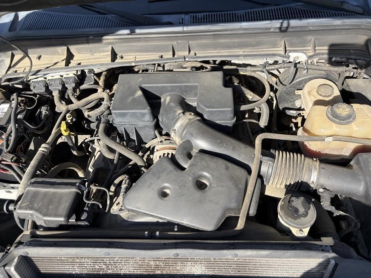 2011-ford-f250-image-22