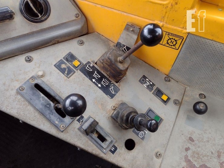 2001-volvo-a25c-image-11