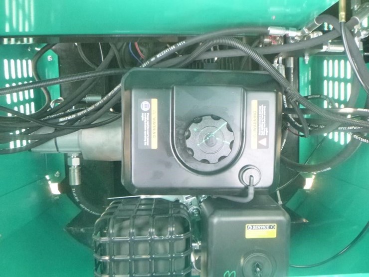 2025-agt-h15r-hydraulic-excavator-image-24