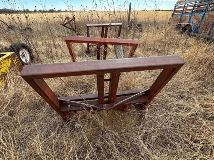 3-graves-hay-forks-&-hay-trailer-image-9