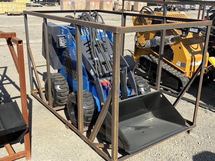 2026-agt-mx-mrw14-skid-steer-loader-image-2